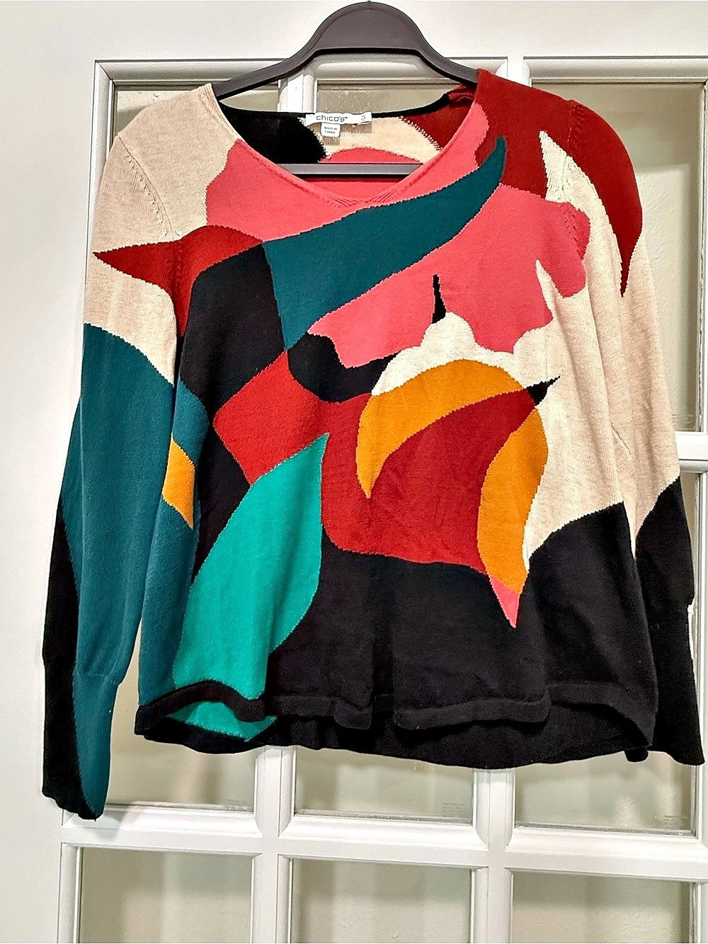 Chico's Spun Rayon Petals V-Neck Sweater Multicolor & Black